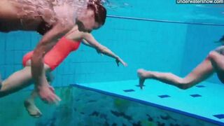 Nude girls photographed in the pool using a hidden camera