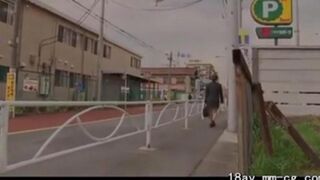 Fucking Chinese women in black pantyhose uniforms is really cool