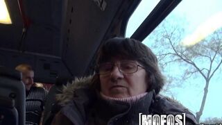 Babe has sex with a stranger on the bus, her hobby