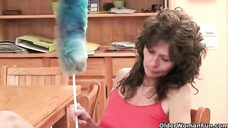 A mature woman plays with her pussy using a toy in this hot video