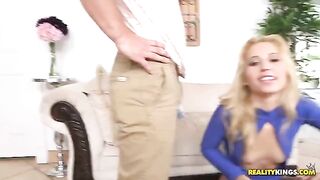 Fella fucked a blondie with cancer on the couch