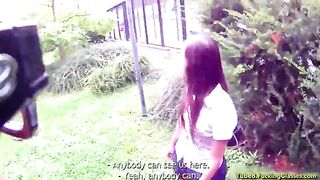 A stranger made a blowjob to the guy in the bushes, captured in stunning detail