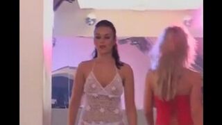 Models are having an orgy after the show, come and watch
