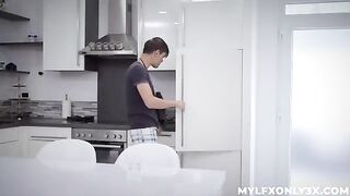 I’m getting horny with the cute maid in stockings