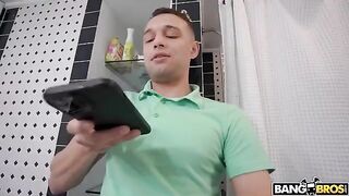 Hot stepmom seduced her stepson and got fucked on the kitchen table
