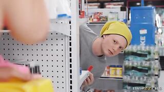 Bodega Bro Unlocks Unpossible Achievement with Jordyn Falls & Gaby Ortega