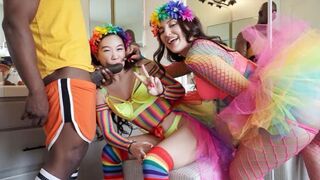 Fantasy about a free use girl realized in a threesome scene