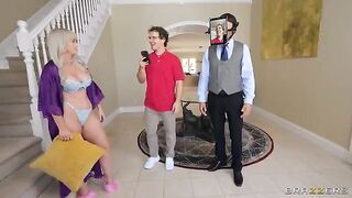 A wife arranged a sex with her husband's surrogate