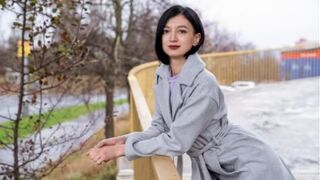 A small-breasted brunette got fucked on the Russian streets