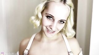 The girl's ass is very demanding, it craves intense action