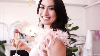 I don't think you can fuck me! - A stunning babe shows off her incredible figure in sensual lingerie