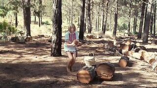 A couple engaged in passionate sex right in the woods, no one stopped them