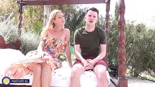 The guy managed to push his dick in the mouth of love