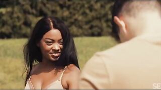Welcome to my hole - a sensual outdoor encounter with passionate pussy licking