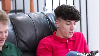 A group of men fucked a woman on the couch until she was satisfied