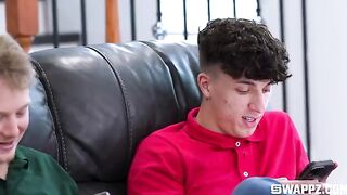 A group of men fucked a woman on the couch until she was satisfied