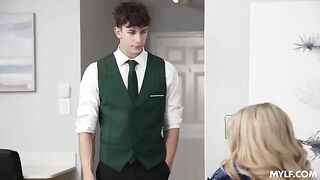 A mom broke up with her boyfriend and now she is very sad