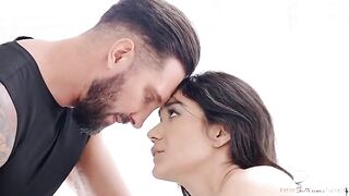 Great lesson from two top students in an FFM threesome
