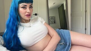 A big-breasted stepsister is always attracting attention inappropriately