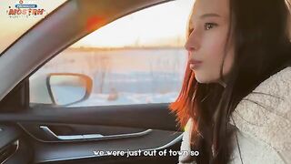 A hot girl found herself in a steamy situation during a journey