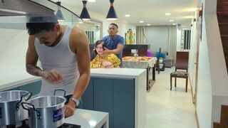I fucked a stunning woman before dinner in the kitchen