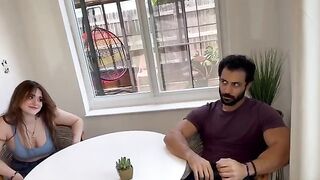 A girl gets a dick in her pussy, thanks to the stepdad’s role play