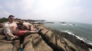 A sexy ass worth living for, seen in a real public sex scene