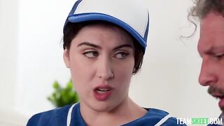 An aged guy fucked a young beauty in her tight pussy in clothes