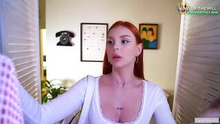 The girl was caught in the act, but she was so hot that it was impossible to stop